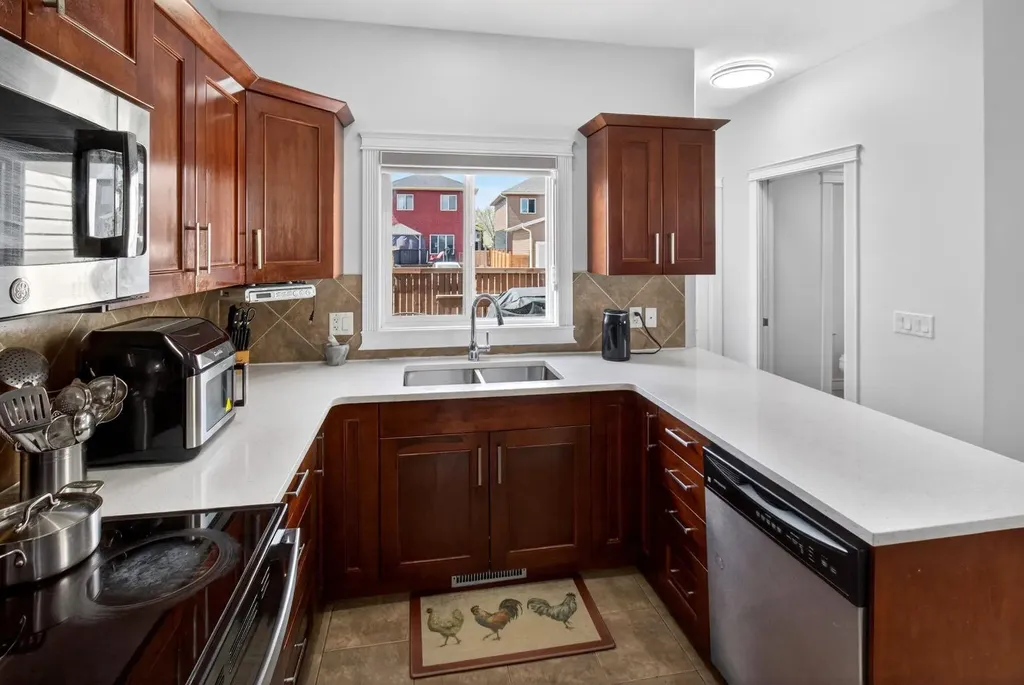 128 Juniper Street Fort Mcmurray AB T9K 0M8