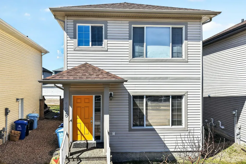 128 Juniper Street Fort Mcmurray AB T9K 0M8