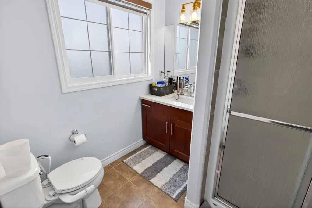 128 Juniper Street Fort Mcmurray AB T9K 0M8
