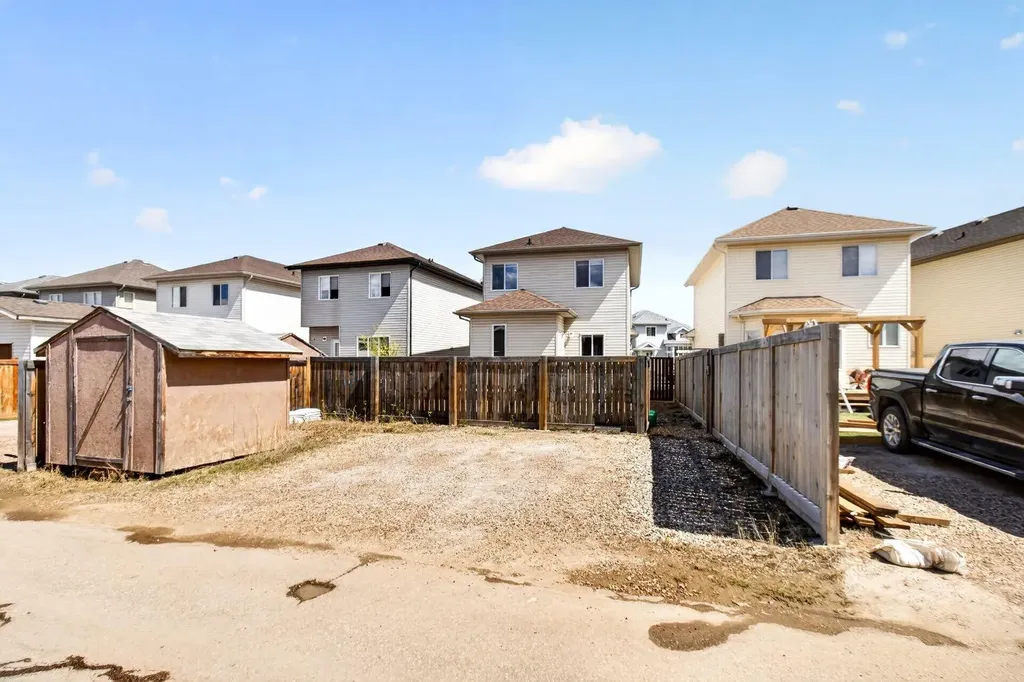 128 Juniper Street Fort Mcmurray AB T9K 0M8