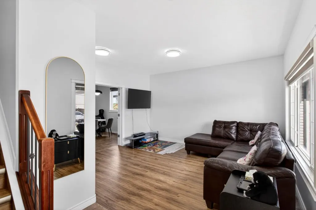 128 Juniper Street Fort Mcmurray AB T9K 0M8