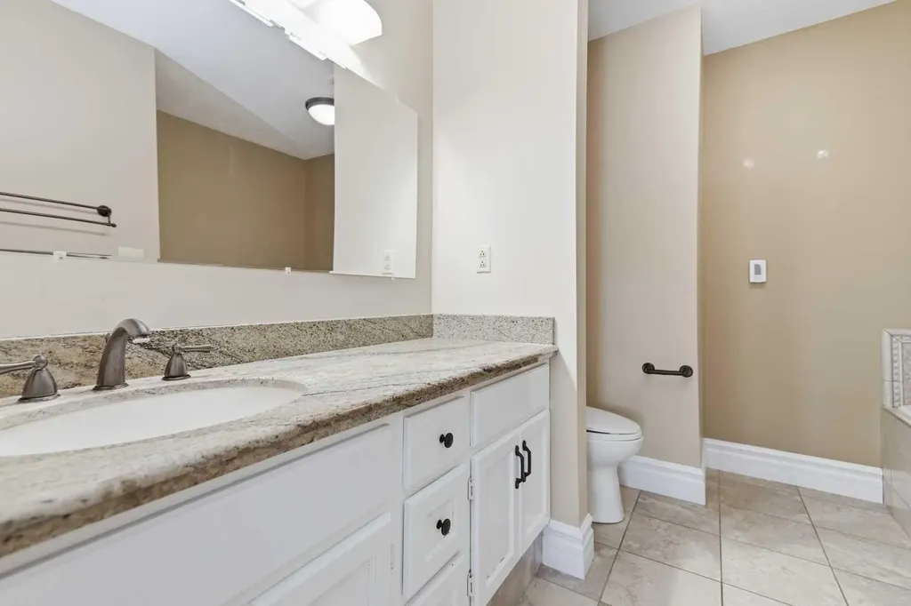 4700 Fountain Drive Red Deer AB T4N 6W4