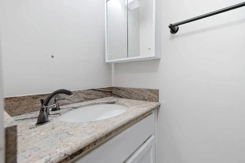 4700 Fountain Drive Red Deer AB T4N 6W4