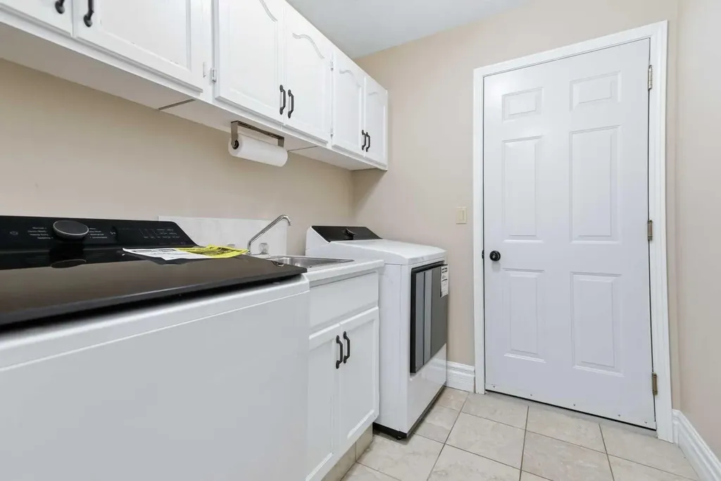 4700 Fountain Drive Red Deer AB T4N 6W4