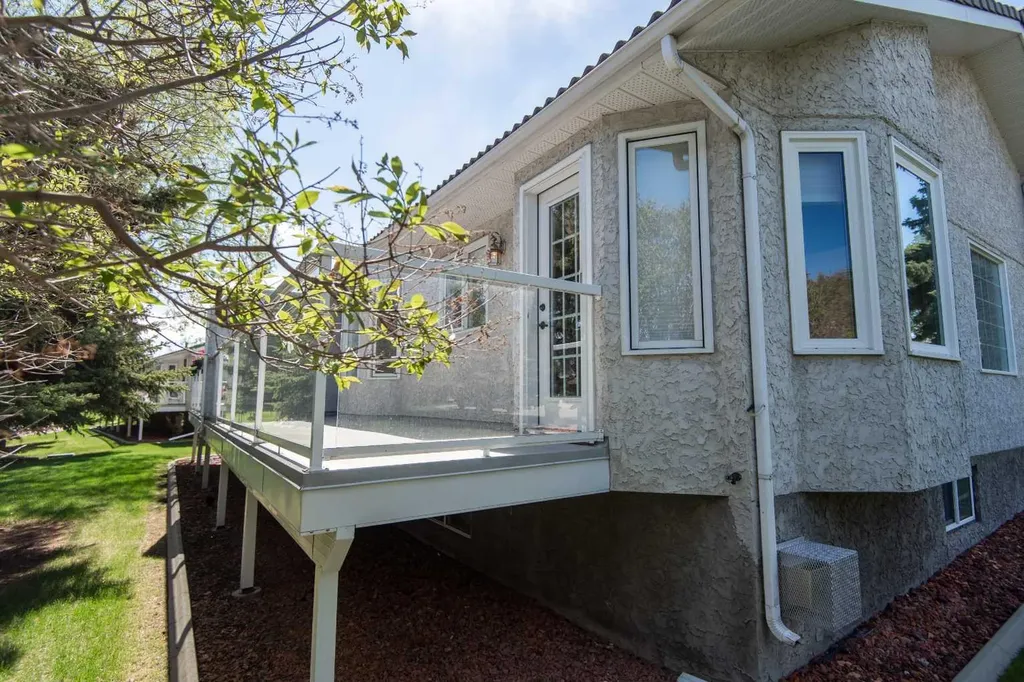 4700 Fountain Drive Red Deer AB T4N 6W4