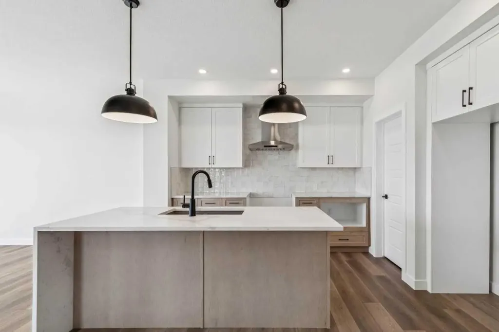 43 Verdure Gate SW Calgary AB T2Y 1C4