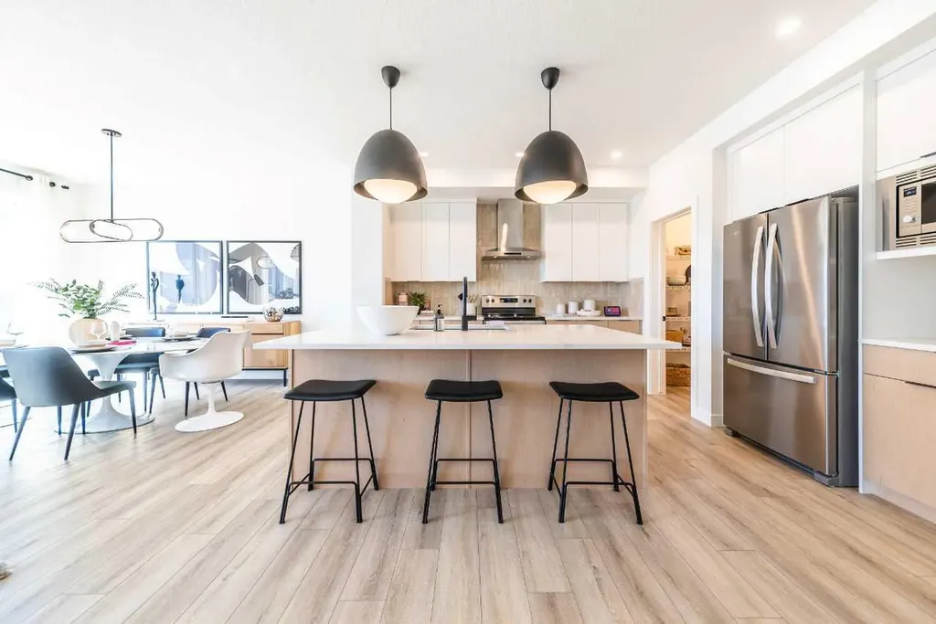 43 Verdure Gate SW Calgary AB T2Y 1C4