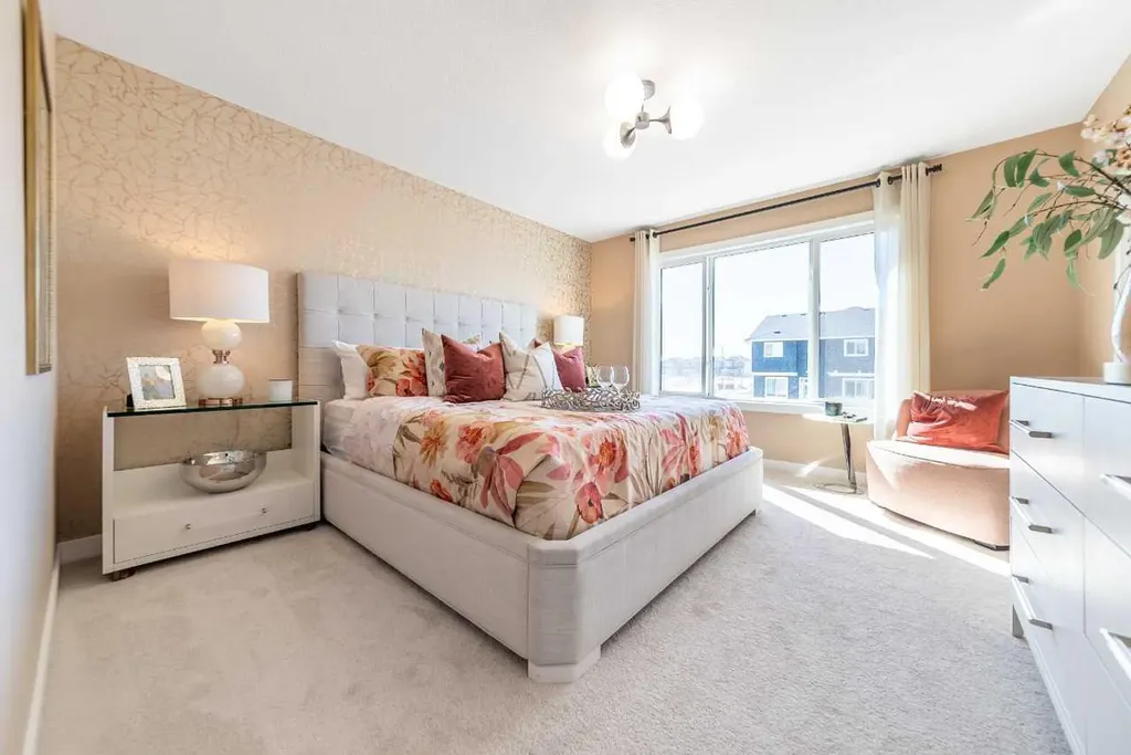 43 Verdure Gate SW Calgary AB T2Y 1C4