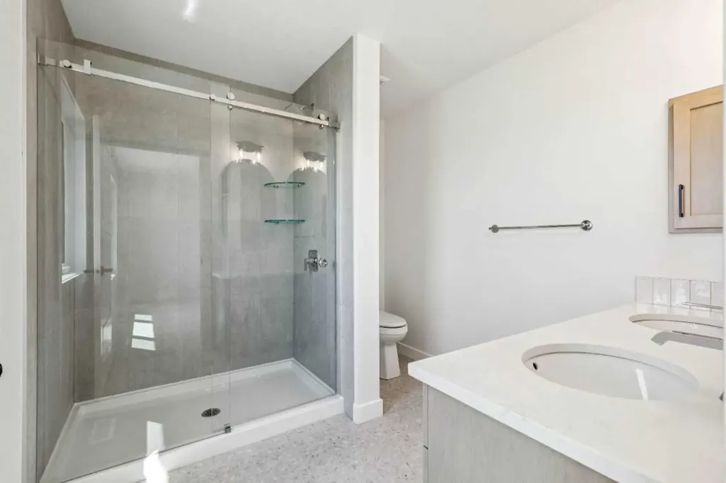 43 Verdure Gate SW Calgary AB T2Y 1C4