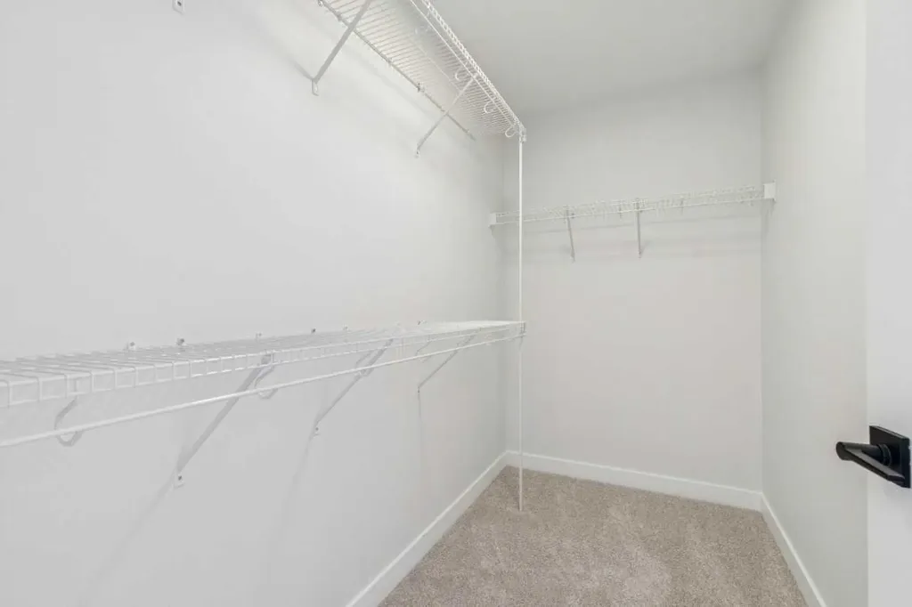 43 Verdure Gate SW Calgary AB T2Y 1C4