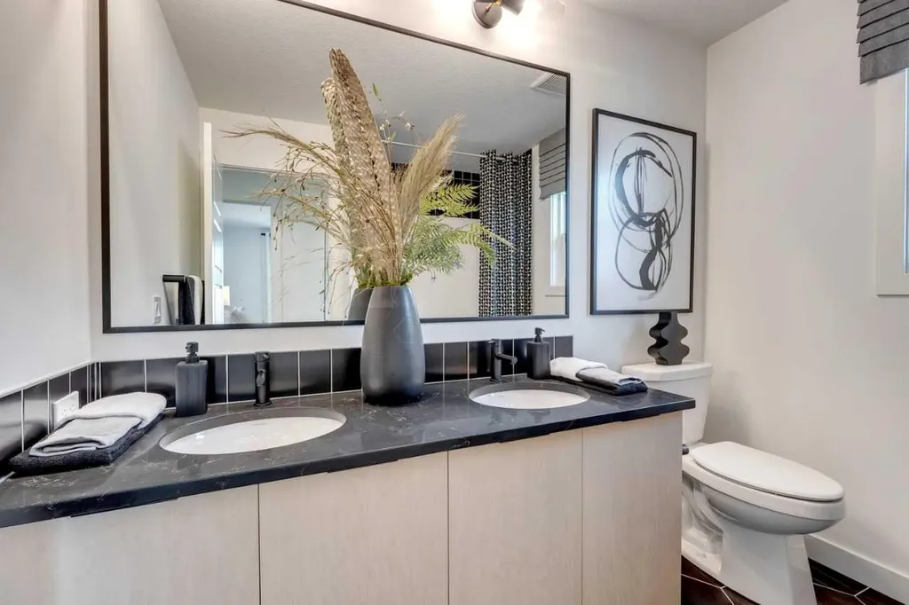 381 Dawson Wharf Road Chestermere AB T1X2W3