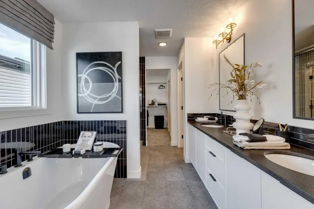 381 Dawson Wharf Road Chestermere AB T1X2W3
