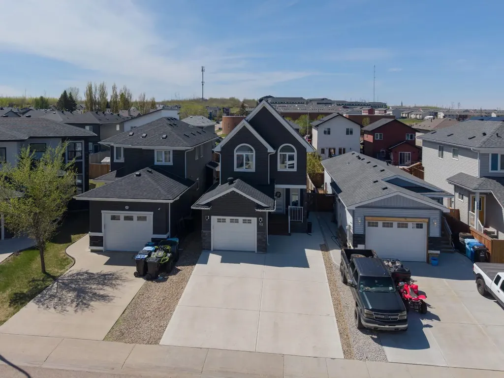 113 Airmont Court Fort Mcmurray AB T9J 1G1