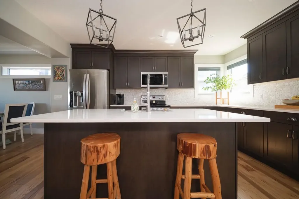 121 Roy Lane Fort Mcmurray AB T9J 1L9