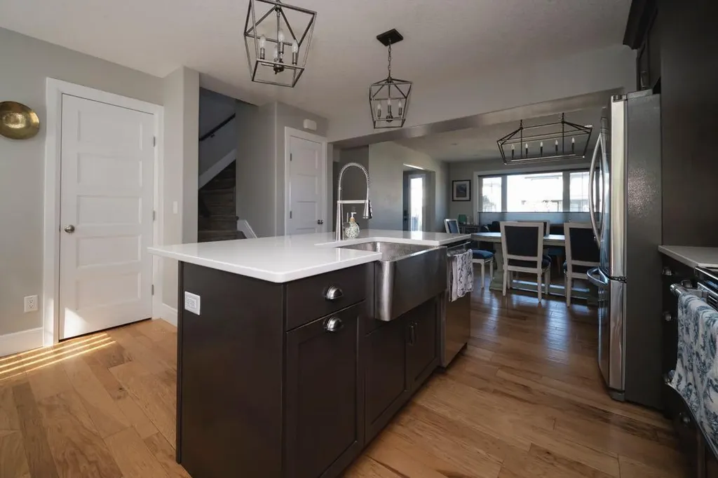 121 Roy Lane Fort Mcmurray AB T9J 1L9