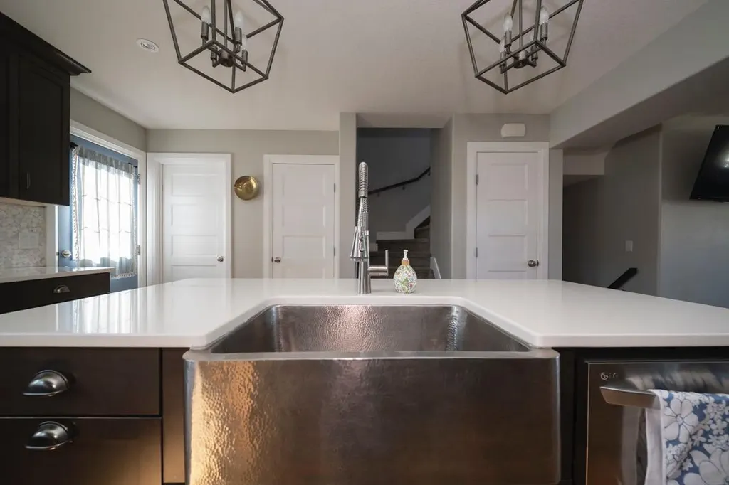 121 Roy Lane Fort Mcmurray AB T9J 1L9