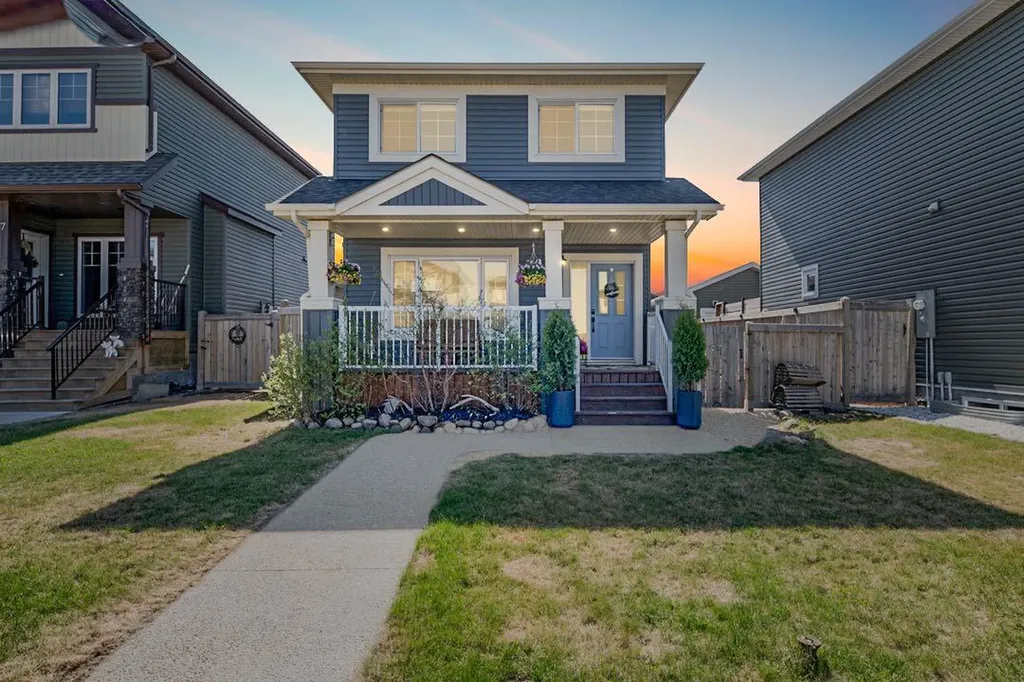 121 Roy Lane Fort Mcmurray AB T9J 1L9