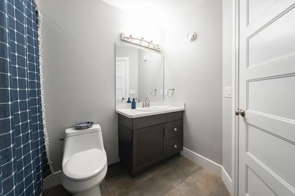 121 Roy Lane Fort Mcmurray AB T9J 1L9