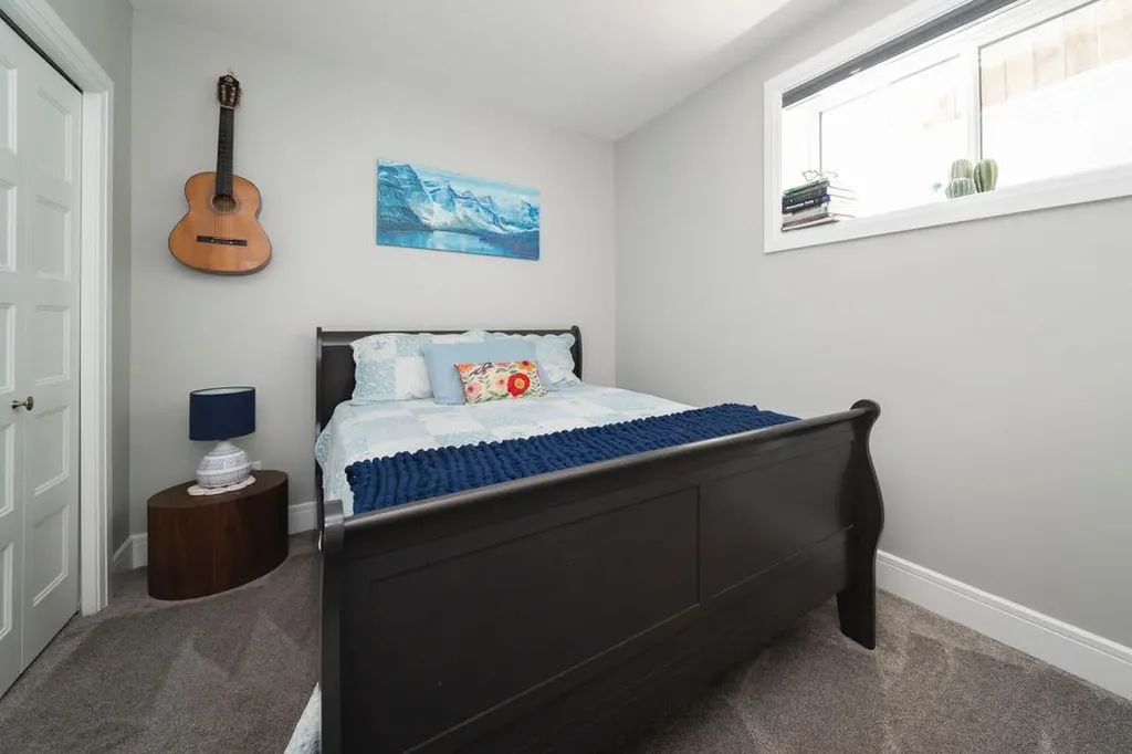 121 Roy Lane Fort Mcmurray AB T9J 1L9