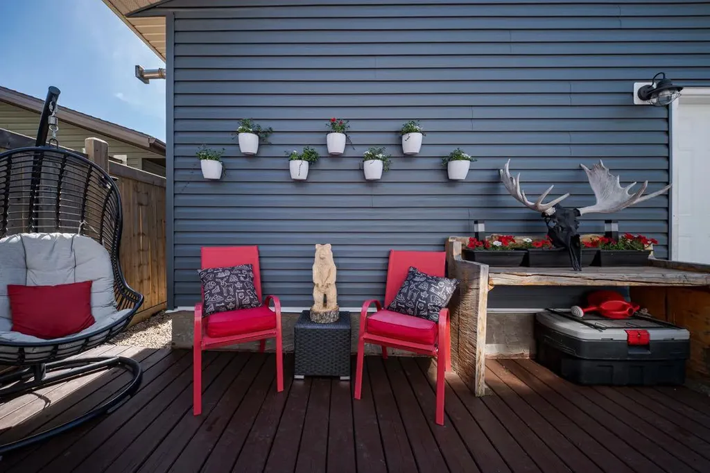 121 Roy Lane Fort Mcmurray AB T9J 1L9