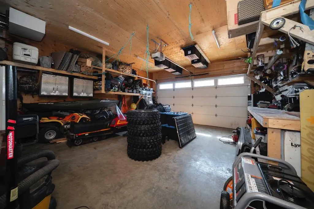 121 Roy Lane Fort Mcmurray AB T9J 1L9