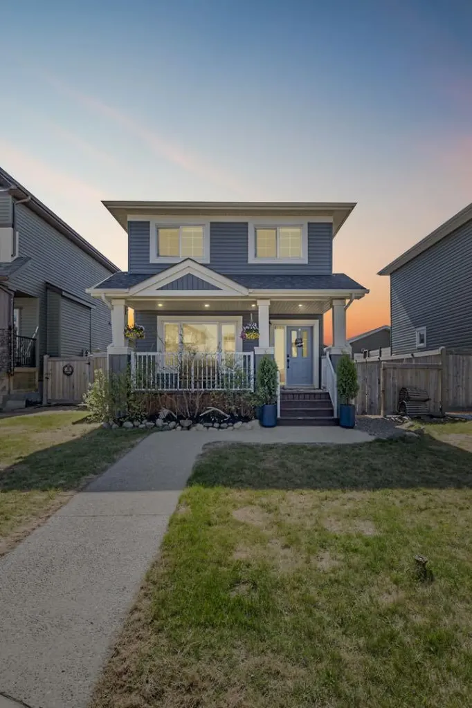121 Roy Lane Fort Mcmurray AB T9J 1L9