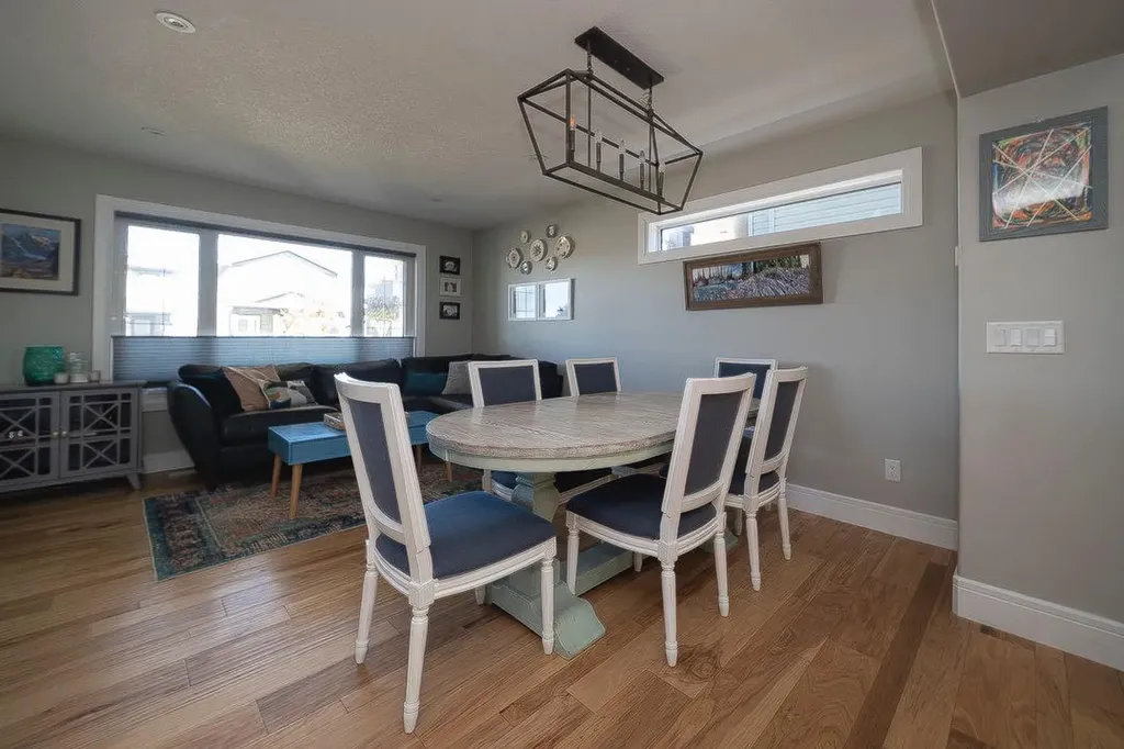 121 Roy Lane Fort Mcmurray AB T9J 1L9