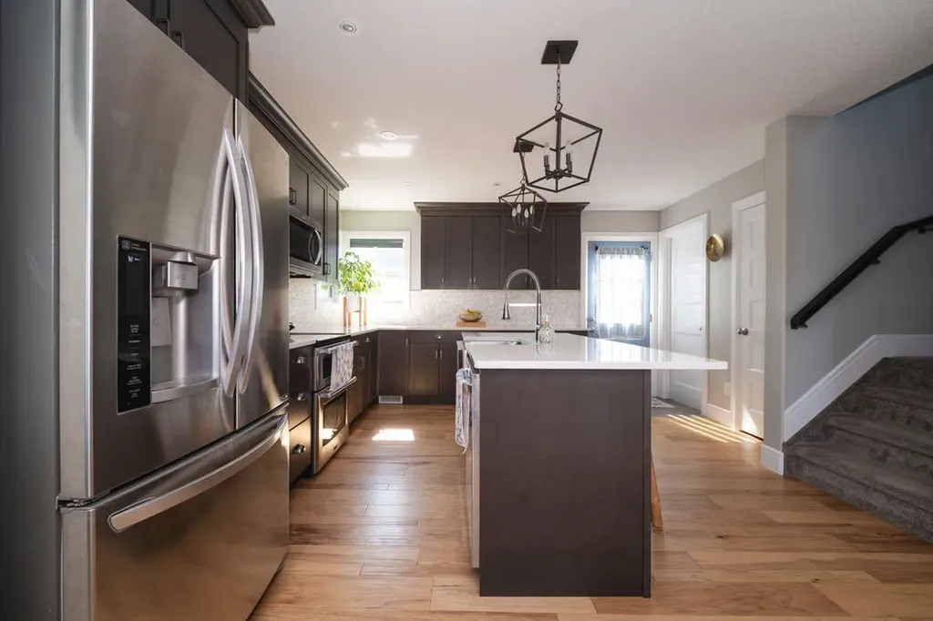 121 Roy Lane Fort Mcmurray AB T9J 1L9