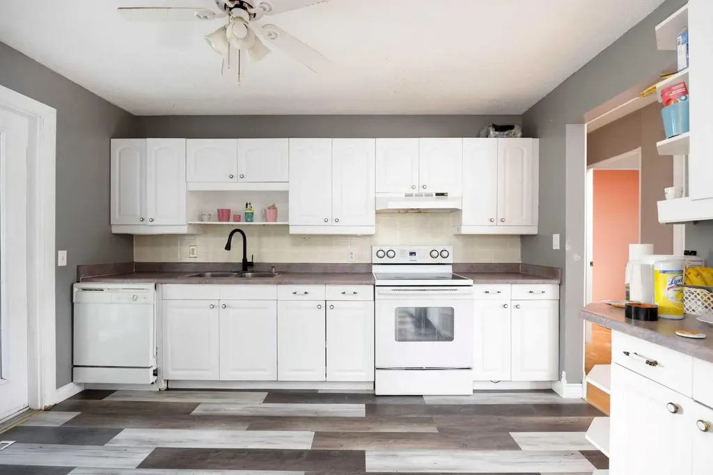 34 Biggs Avenue Fort Mcmurray AB T9H 1M1