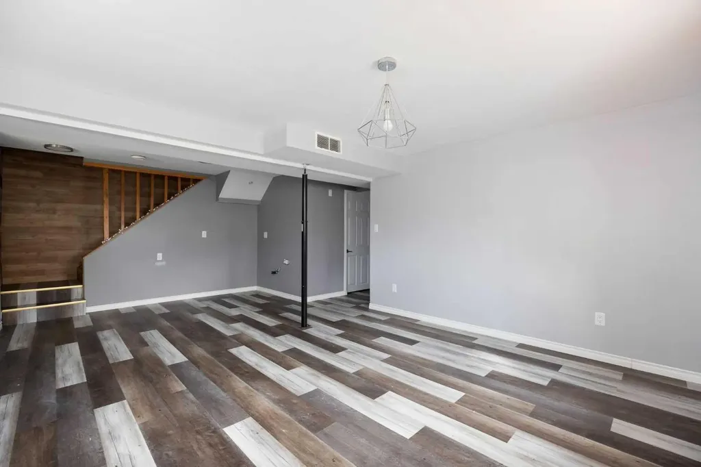 34 Biggs Avenue Fort Mcmurray AB T9H 1M1