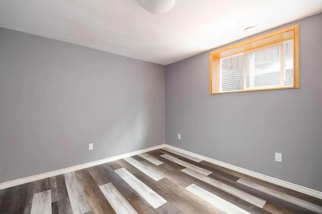 34 Biggs Avenue Fort Mcmurray AB T9H 1M1