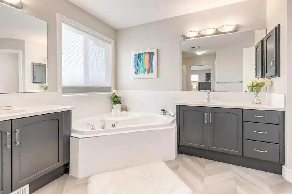 335 Morningside Crescent SW Airdrie AB T4B 0C1