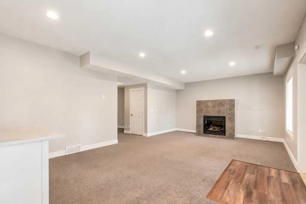 335 Morningside Crescent SW Airdrie AB T4B 0C1