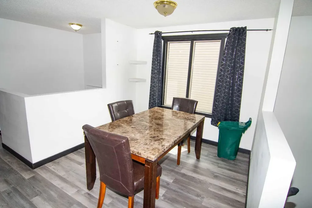 124 Abingdon Way NE Calgary AB T2A 6R8
