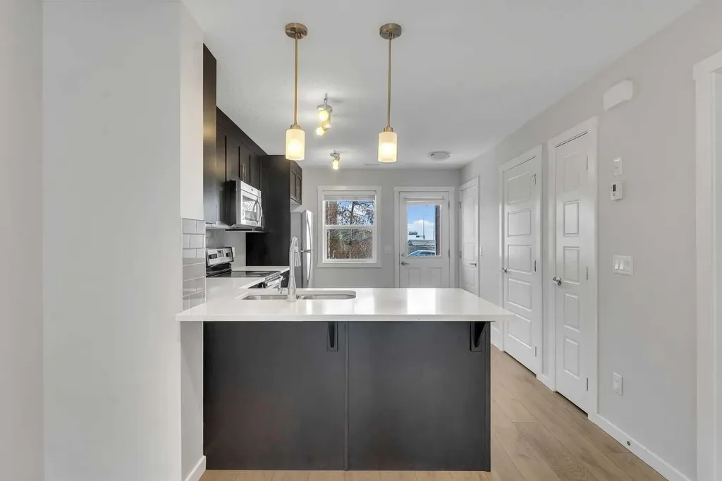 616 Cranford Mews SE Calgary AB T3M 2P1