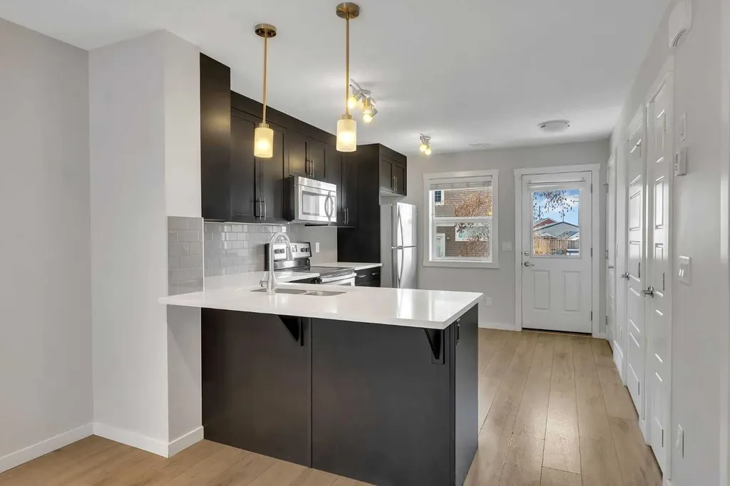 616 Cranford Mews SE Calgary AB T3M 2P1