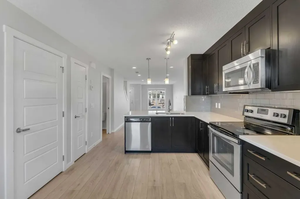 616 Cranford Mews SE Calgary AB T3M 2P1