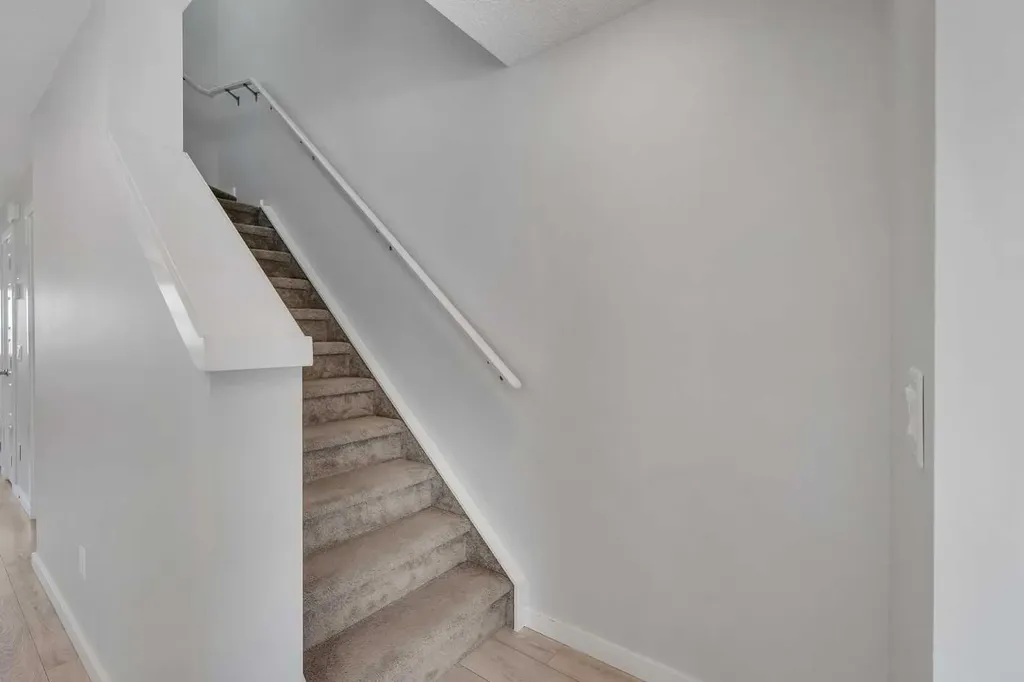 616 Cranford Mews SE Calgary AB T3M 2P1