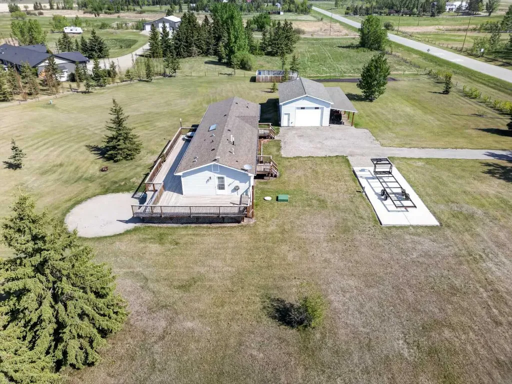 33006 Range Road 290 Rural Mountain View County AB T4H4A1
