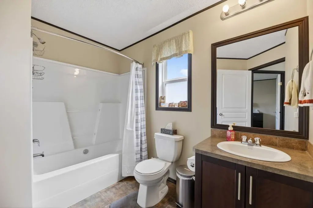 33006 Range Road 290 Rural Mountain View County AB T4H4A1