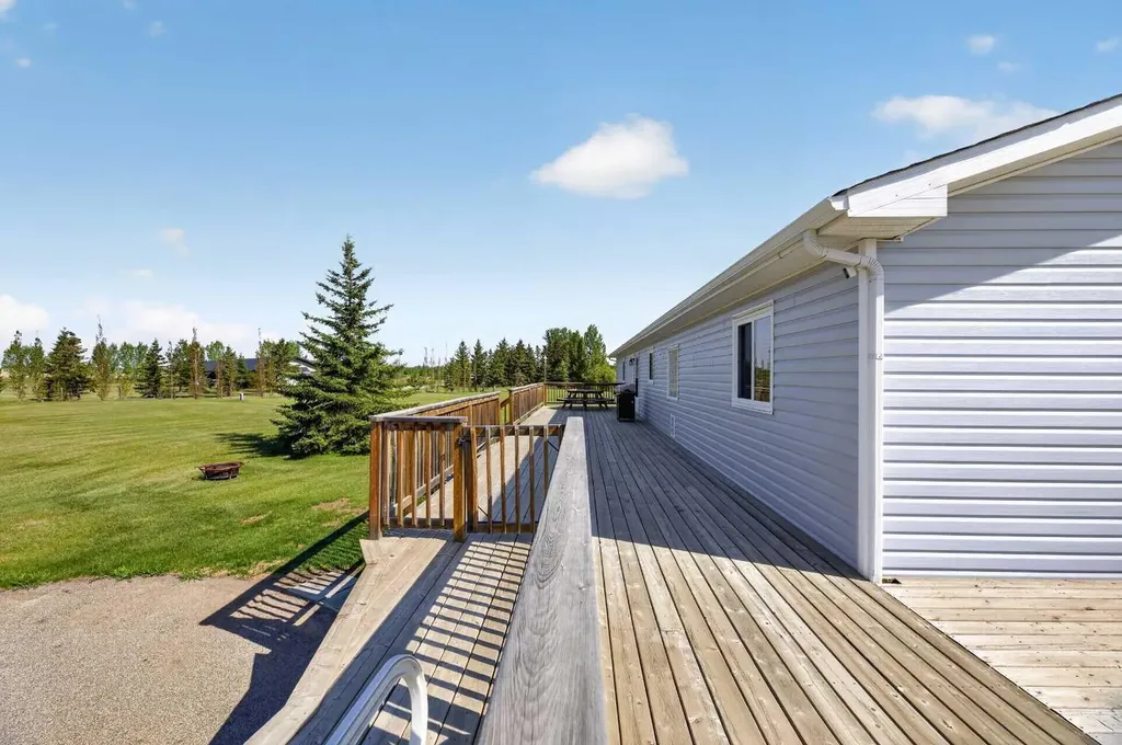 33006 Range Road 290 Rural Mountain View County AB T4H4A1