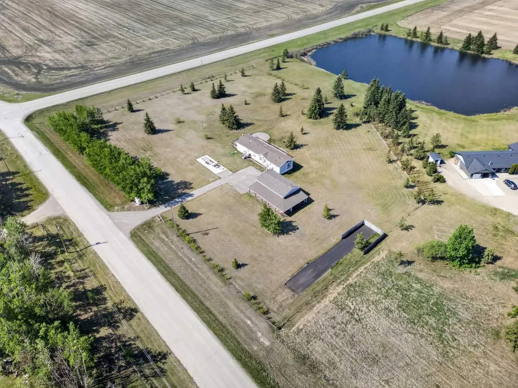 33006 Range Road 290 Rural Mountain View County AB T4H4A1
