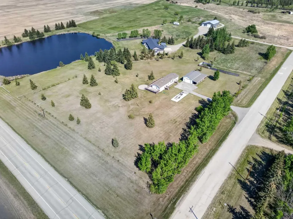 33006 Range Road 290 Rural Mountain View County AB T4H4A1