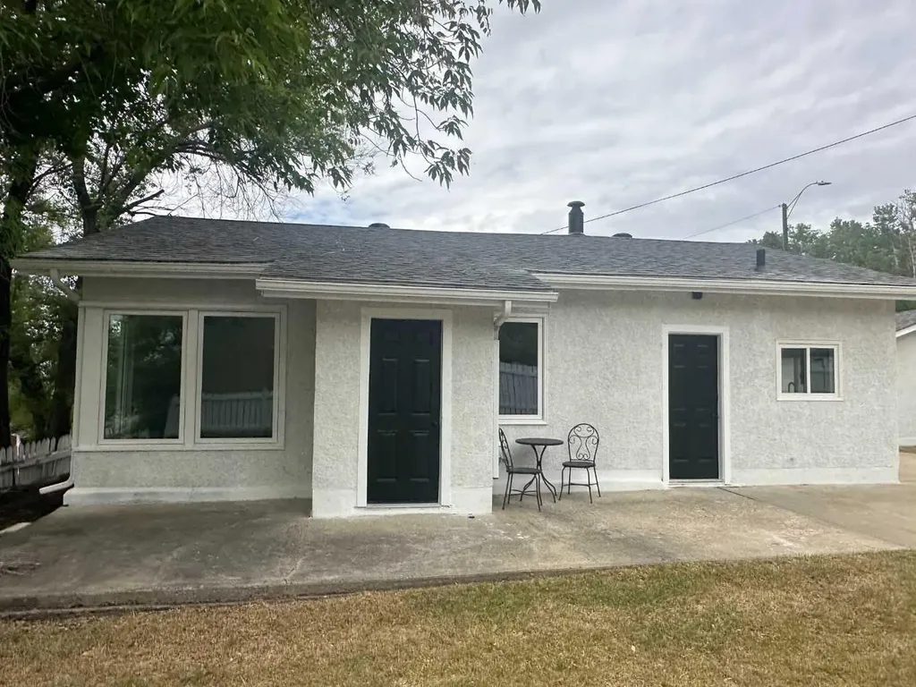 10826 103a Street Peace River AB T8S 1L5