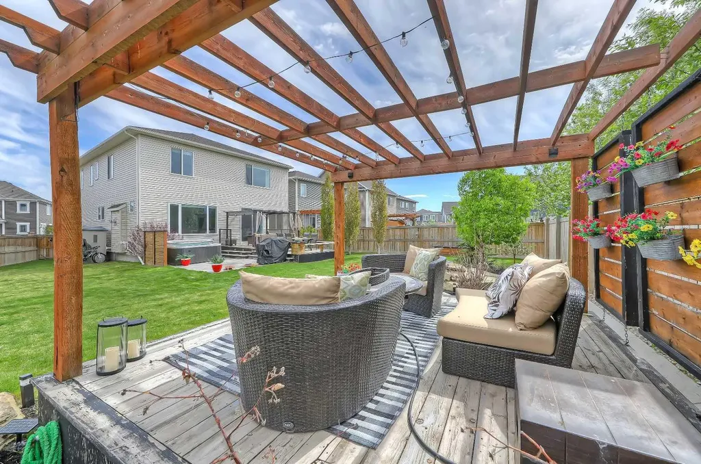 1 Osborne Common SW Airdrie AB T4B 5E3