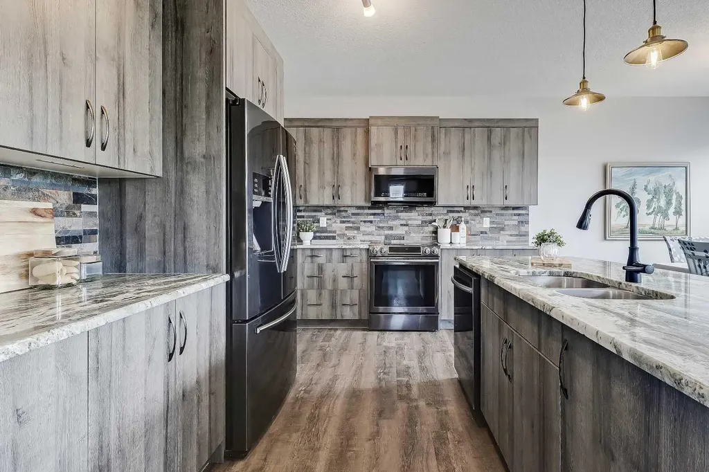 1 Osborne Common SW Airdrie AB T4B 5E3