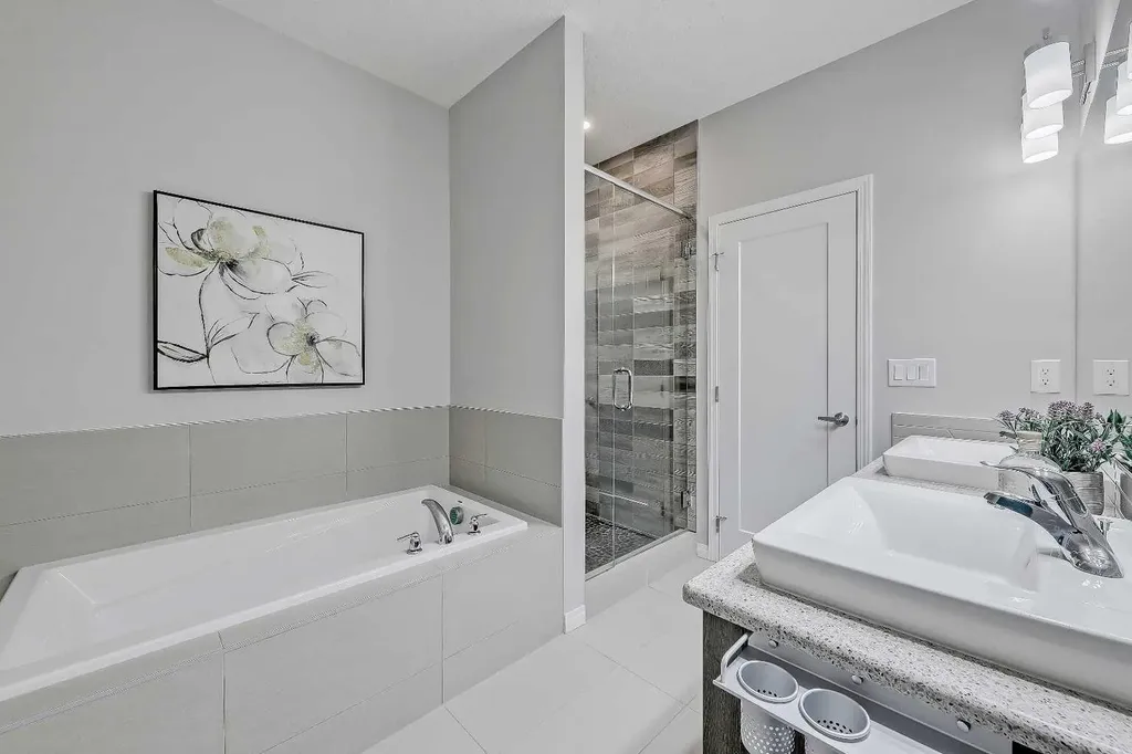 1 Osborne Common SW Airdrie AB T4B 5E3