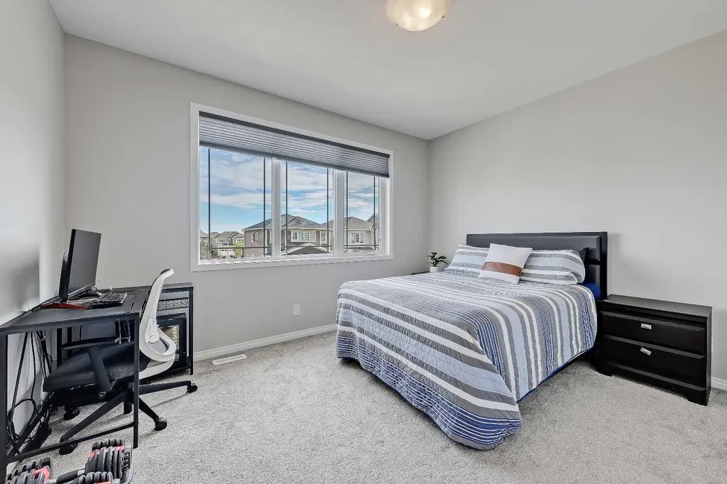 1 Osborne Common SW Airdrie AB T4B 5E3