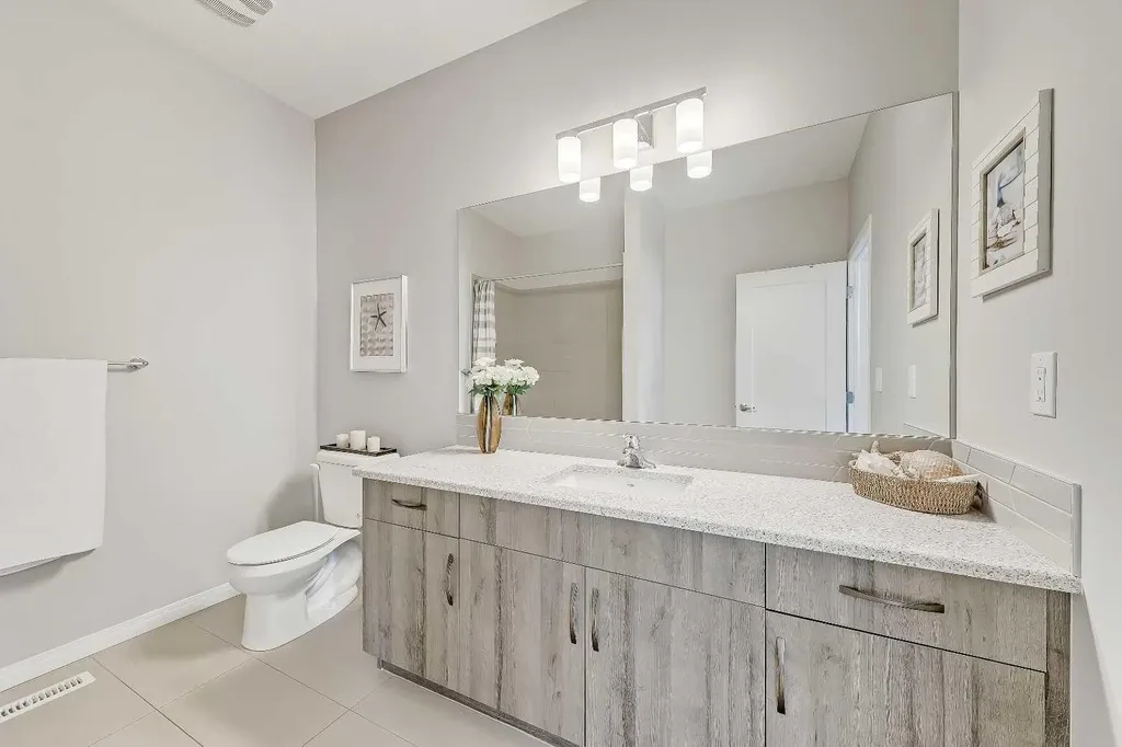 1 Osborne Common SW Airdrie AB T4B 5E3
