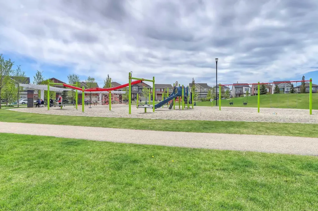 1 Osborne Common SW Airdrie AB T4B 5E3